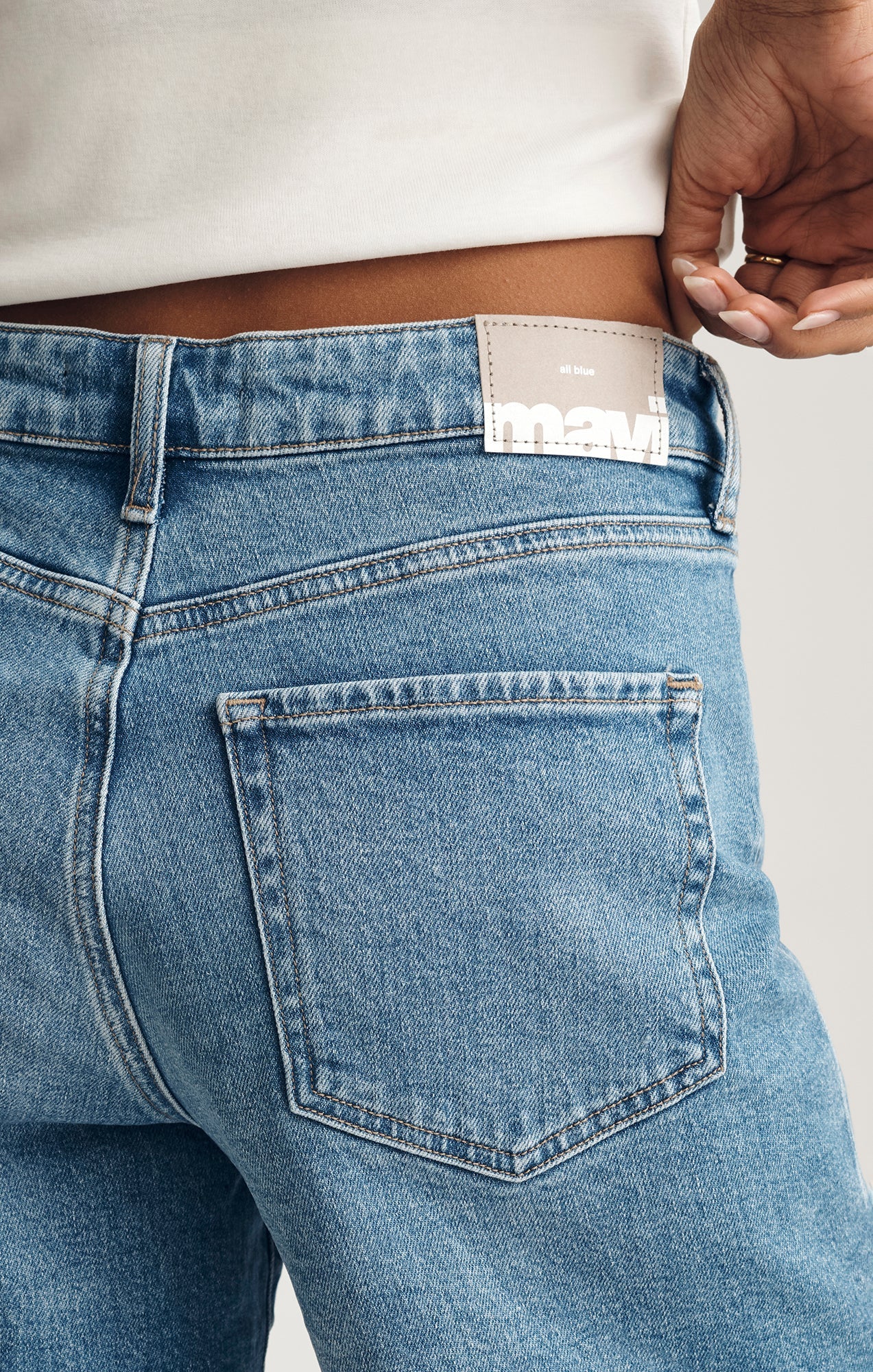 MAVI HIGH RISE RELAXED SHORT