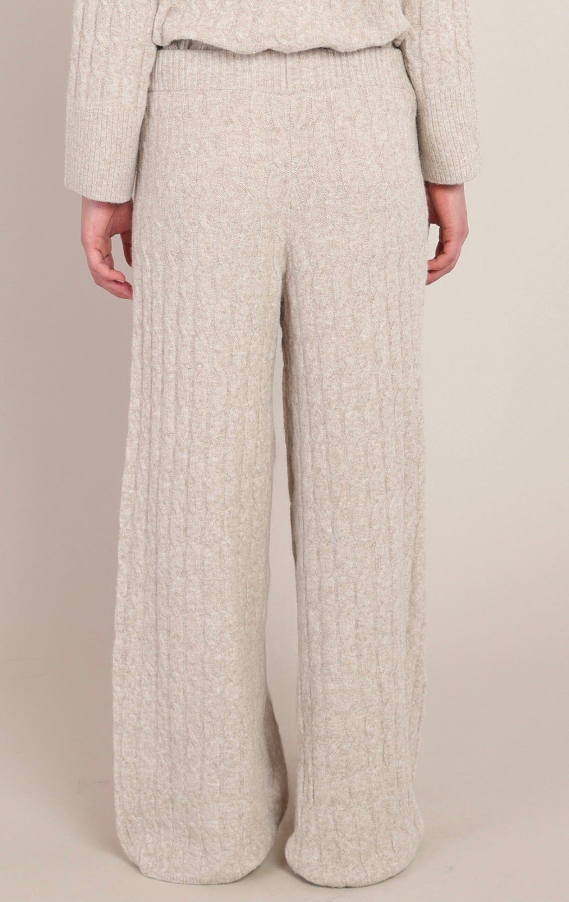 ROOM 34 CABLE KNIT PANT