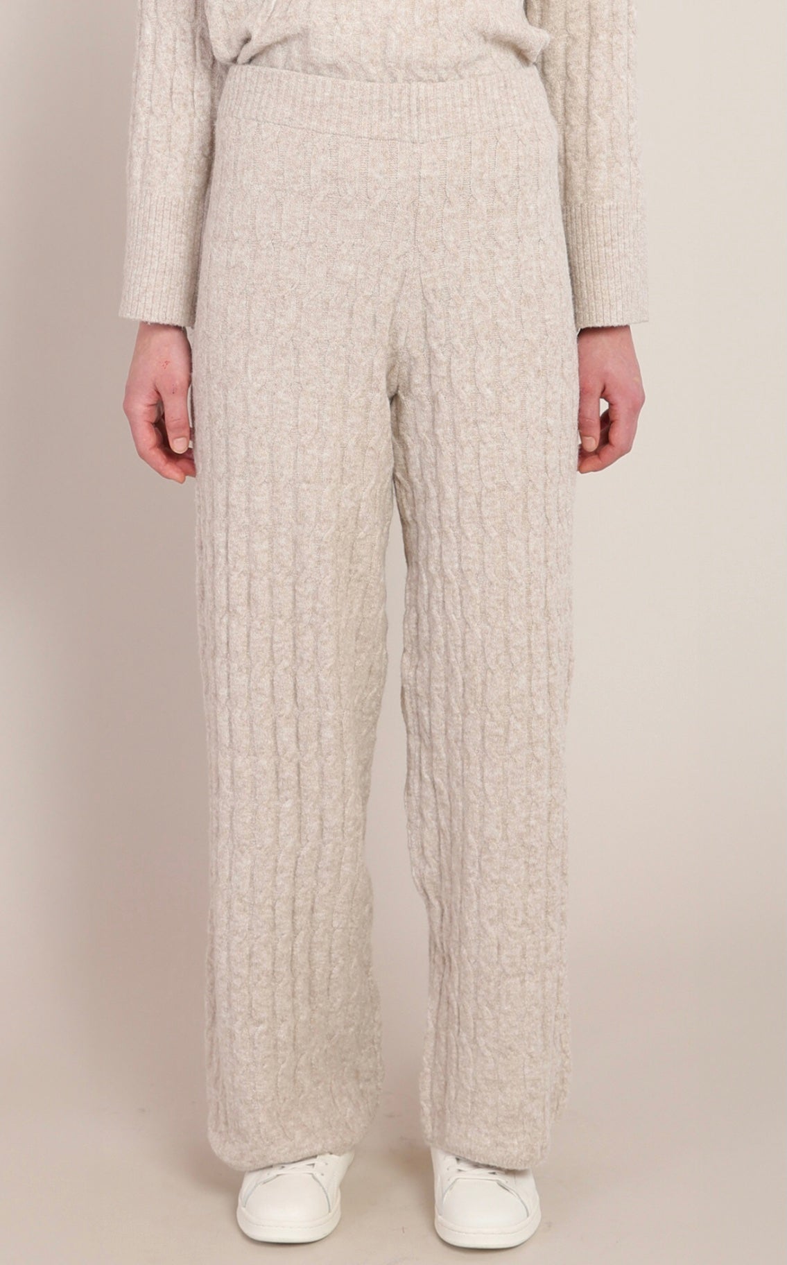ROOM 34 CABLE KNIT PANT