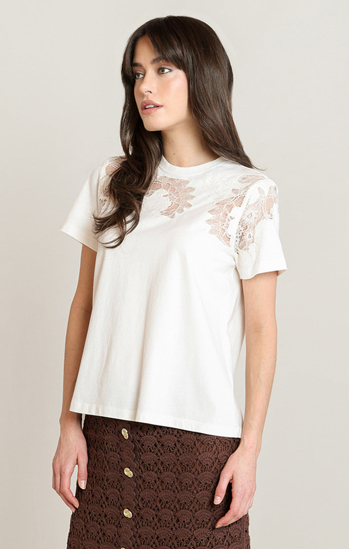 BLACK TAPE LACE T-SHIRT