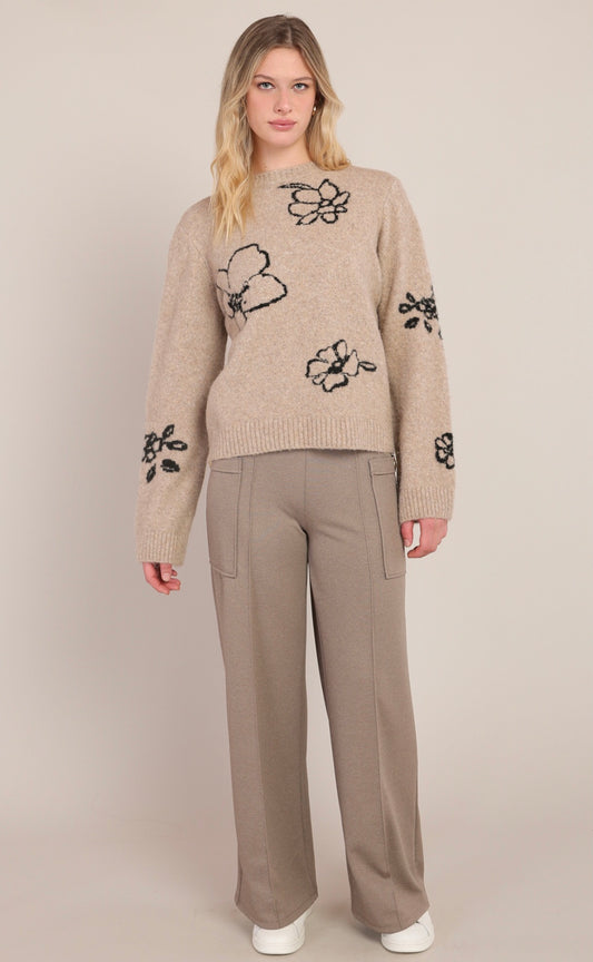ROOM 34 SWEATER FLOWER DETAIL