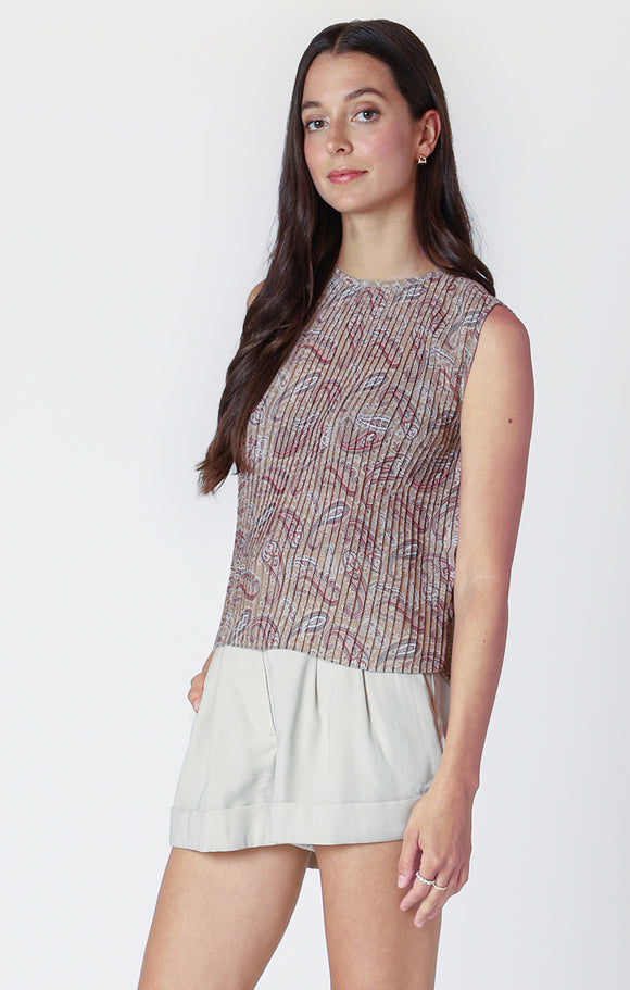 BLACK TAPE PLEATED BLOUSE